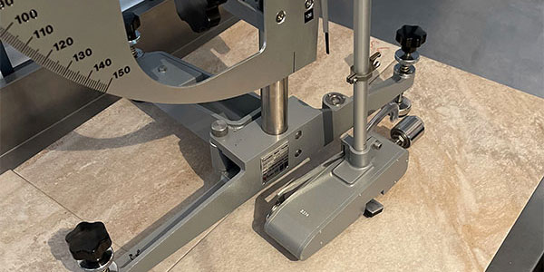 test pendule sur carrelage