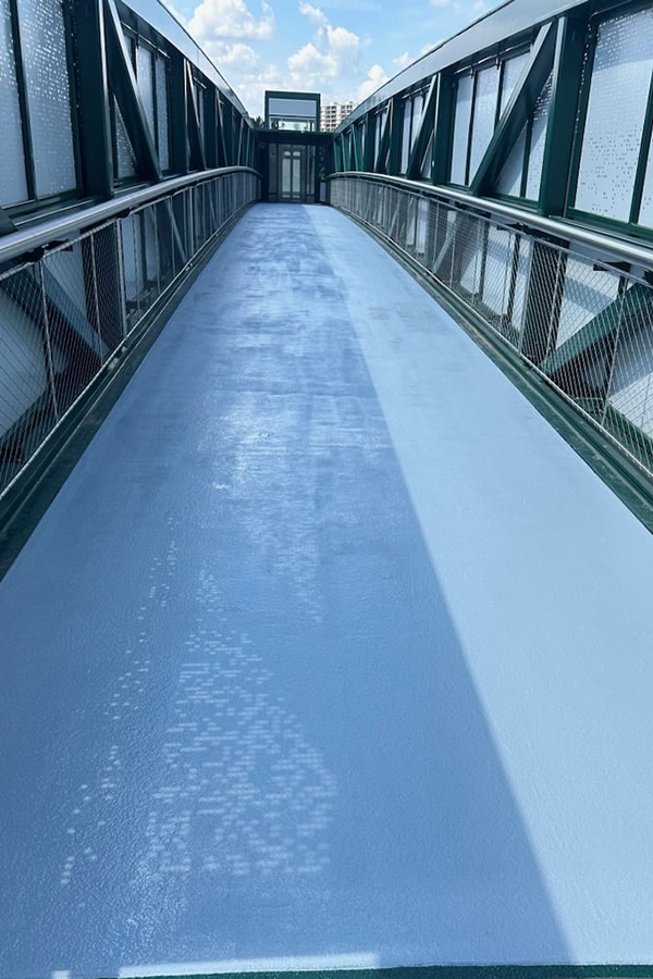 passerelle glissante